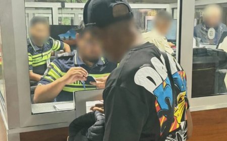 Politie houdt reizigers met boetes op JAP aan