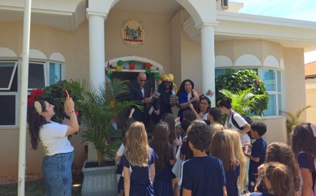 Surinaamse ambassade laat schoolkinderen in Brasília kennismaken met cultureel erfgoed