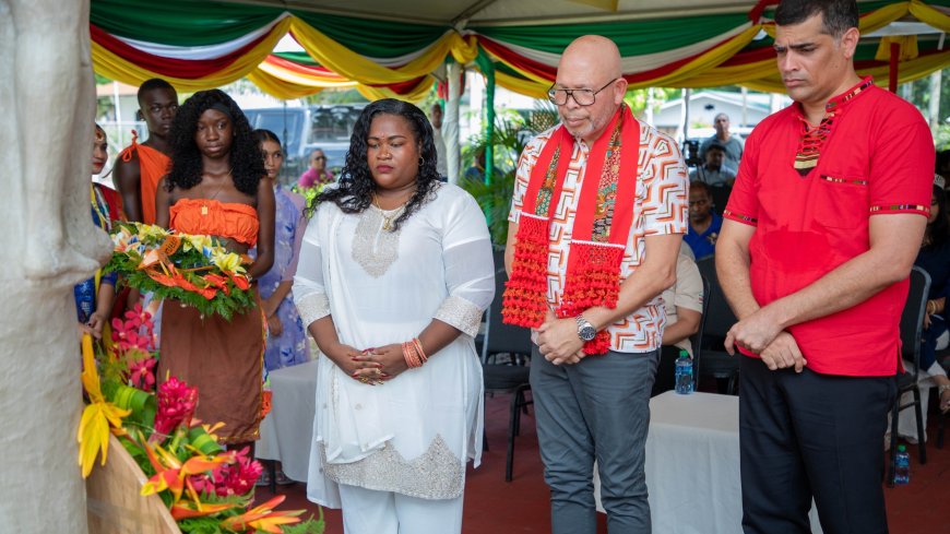 Eerste nationale Heritage Month afgesloten bij monument Mama Sranan