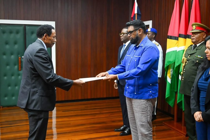 Guyana ontvangt nieuwe Surinaamse ambassadeur Ivan Fernald