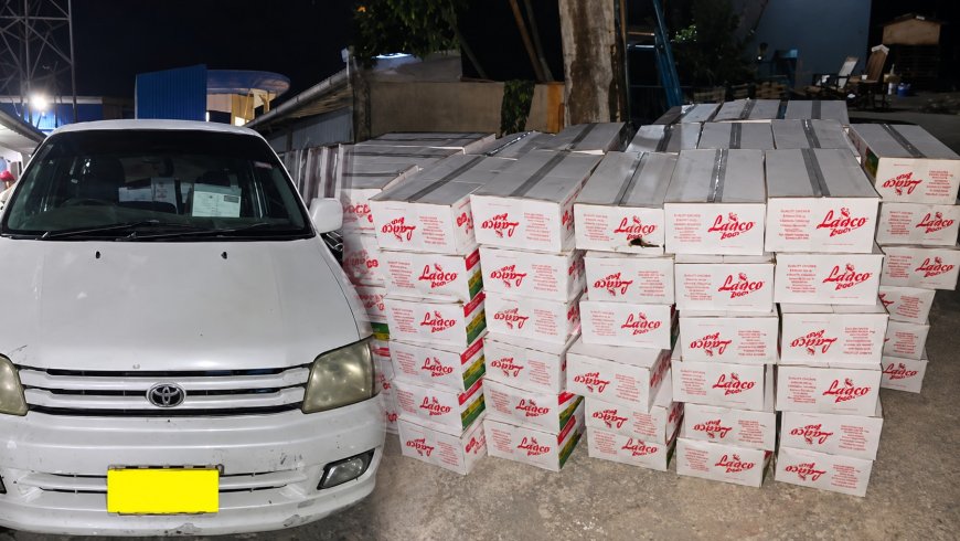 Politieambtenaar vast met 171 dozen smokkelmelkpoeder