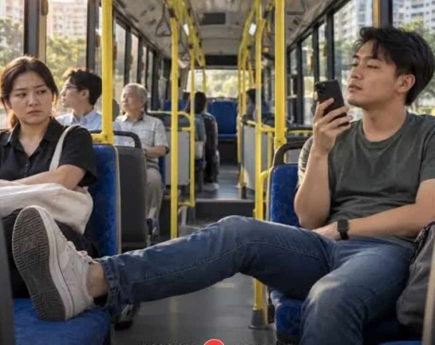 Singapore deelt hoge boetes uit voor voeten op stoelen en luide muziek in de bus
