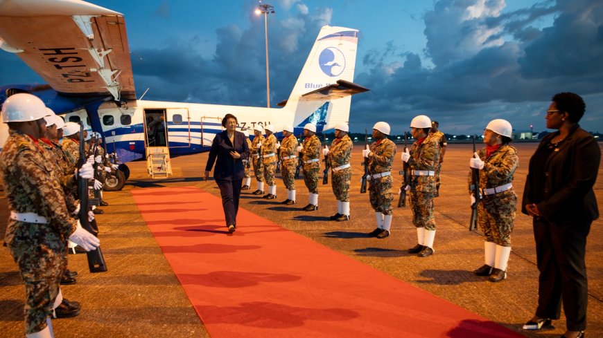 Simons terug in Suriname na VN-missie en gesprekken met Jetten en Mahama