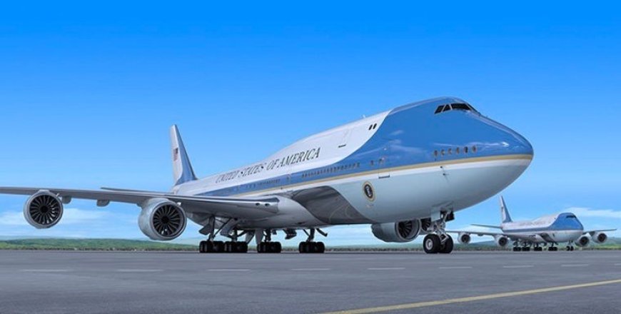 Trump weert CNN uit Air Force One
