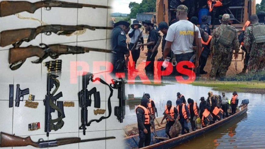 Politie neemt zware wapens in beslag; vier verdachten aangehouden