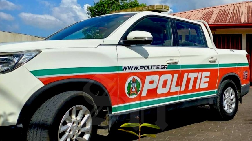 Schutter op bromfiets neemt woning onder vuur aan Laan van Louisehof
