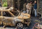 India: Man steekt auto in brand vanwege vervelend alarm