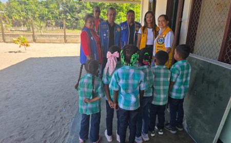 Lions Club Parwani en Lions Club Para screenen 240 leerlingen van OS Zanderij