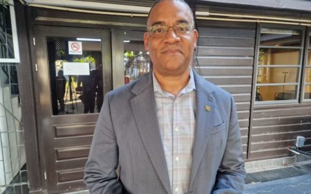 Rijstimporteur B. Ramadhin trekt rechtszaak tegen staat op laatste moment in