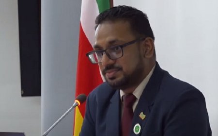 Ramsukul eist duidelijkheid over stroomuitval en watertekort