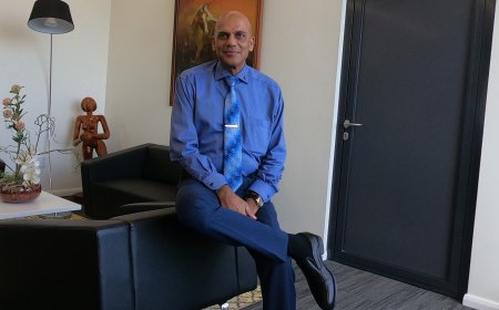 Achaibersing zwijgt over plannen als kandidaat VHP-voorzitter