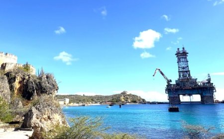 De Noble Discoverer maakt zich klaar voor boorwerk in Suriname