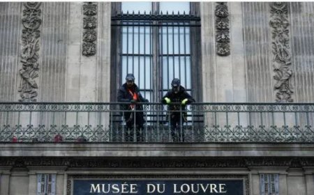 Gestolen juwelen van Louvre na één jaar nog spoorloos.