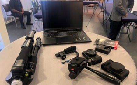 Jarige Hakrinbank schenkt videoapparatuur om awareness mentale gezondheid te verbeteren