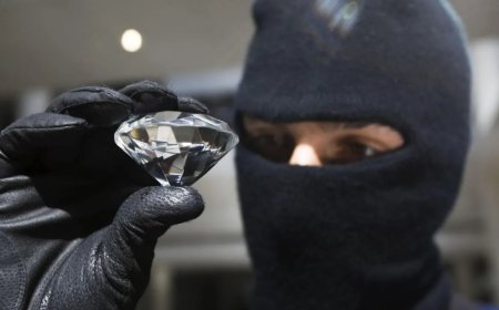 Spanje: Juwelendief verkleedt zich als hotelmedewerker