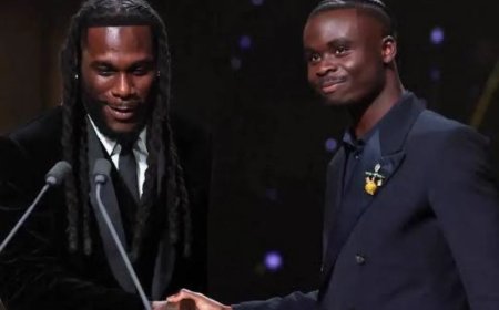 Burna Boy eerste Afrikaan met prijs op Ballon d’Or