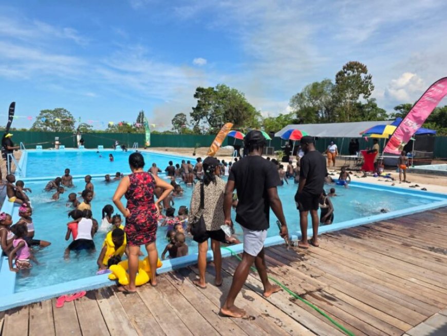 Zwembad Moengo is nu Aqualife Centrum