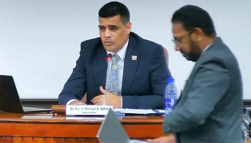 Adhin weerspreekt VHP over spreekrecht Ramsukul en kondigt nieuwe regeling aan