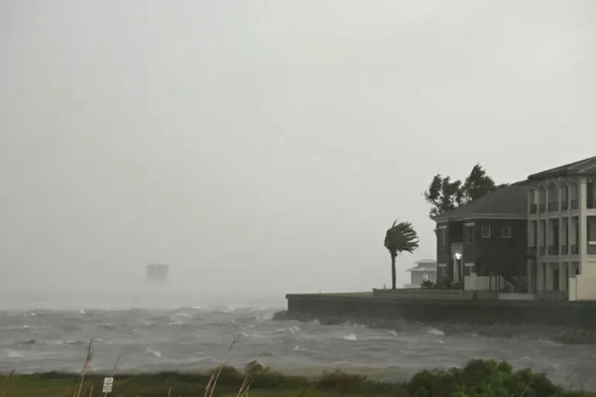 Orkaan Isaias verzwakt na aanlanding in Florida, overstromingsgevaar blijft