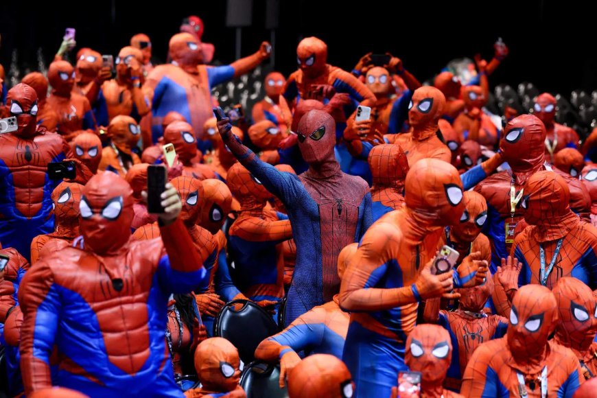 Honderden Spider-Mannen verzamelen zich voor wereldrecord