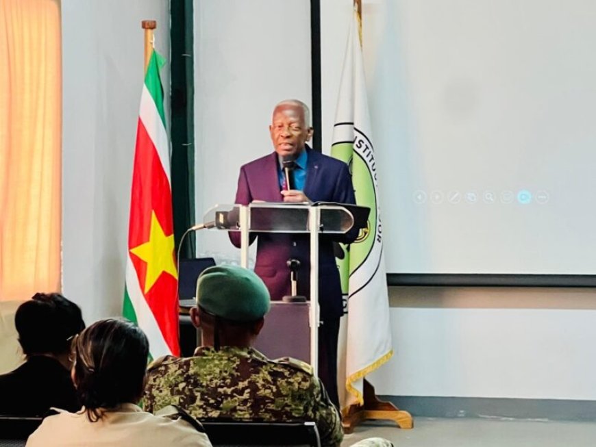 Opening opleidingsjaar IDO: ‘Militairen, leer uw land kennen’