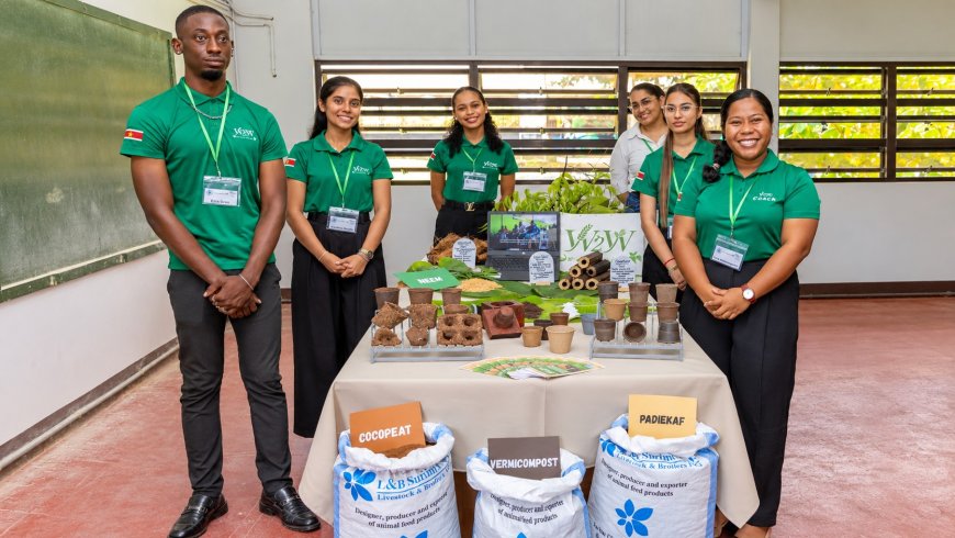 Van rijstkaf tot zaailingpot: Surinaamse studenten op wereldpodium