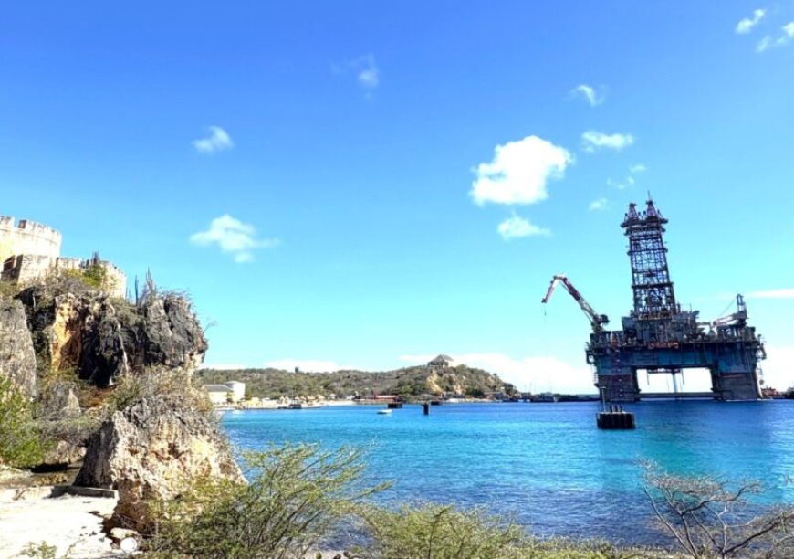 De Noble Discoverer maakt zich klaar voor boorwerk in Suriname