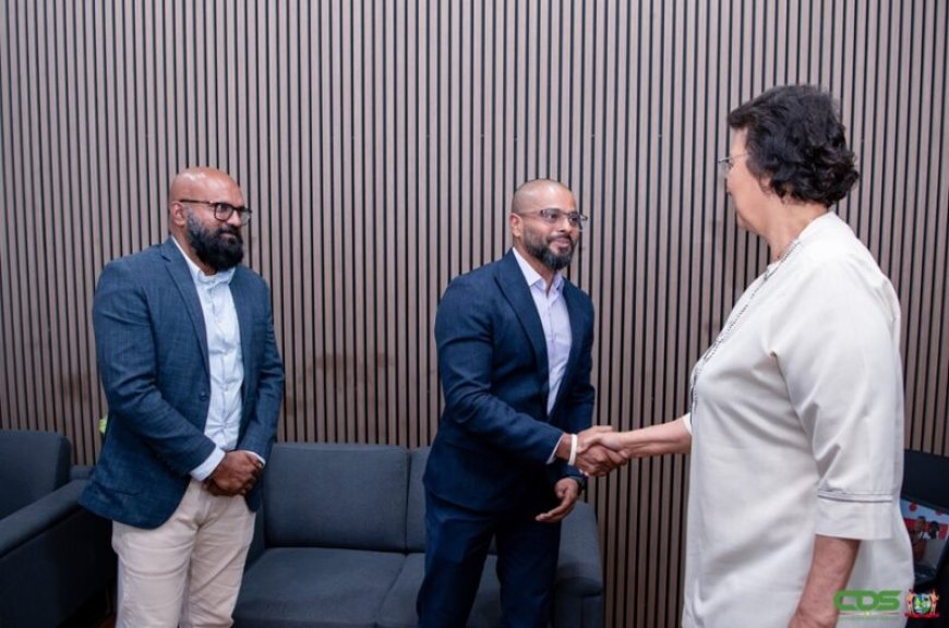 Digicel wil meeliften in olie-boom Suriname