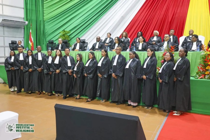 Hof van Justitie installeert 15 nieuwe rechters