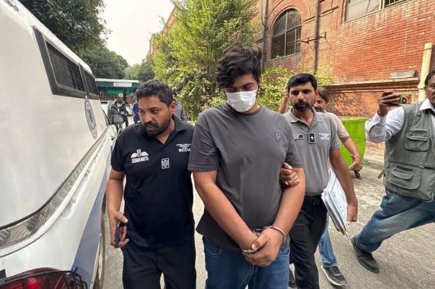 Man in Pakistan opgepakt voor vervalsen Amerikaanse  postzegels en verzendlabels 