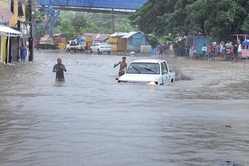 Haïti en Dominicaanse Republiek: doden door overstromingen